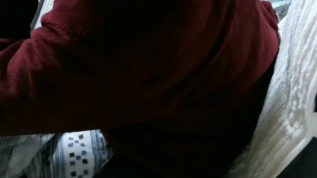 Snapshot of cinnabar_red chatting on 3, 4, 2026 cinnabar red online show from 3, 4, 2026