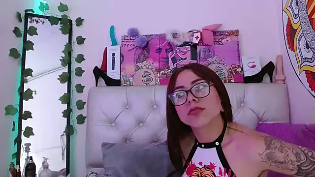 Snapshot of sarawiliamx chatting on 18, 2, 2025 sarawiliamx online show from 18, 2, 2025