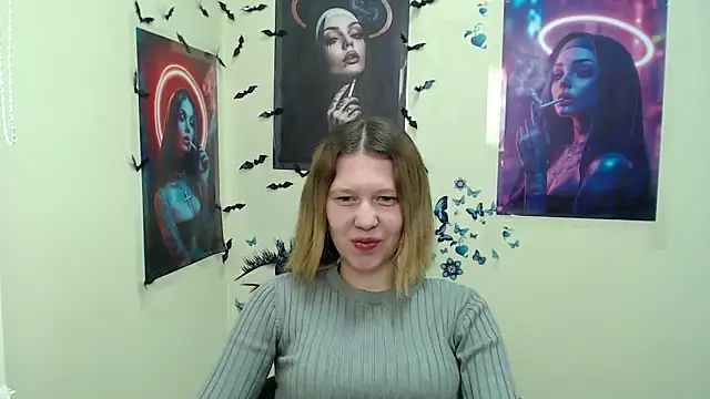 Snapshot of StellaCRL chatting on 9, 3, 2025 StellaCRL online show from 9, 3, 2025