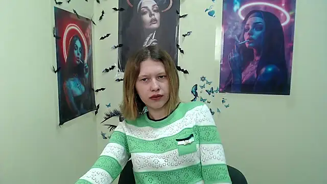 Snapshot of StellaCRL chatting on 10, 3, 2025 StellaCRL online show from 10, 3, 2025