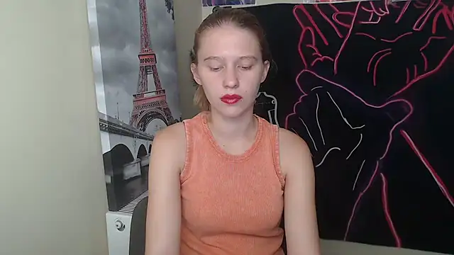 Snapshot of StellaCRL chatting on 25, 9, 2025 StellaCRL online show from 25, 9, 2025