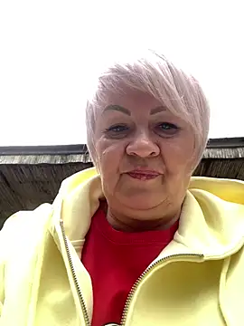 Laura Millf online show from 22, 4, 2026