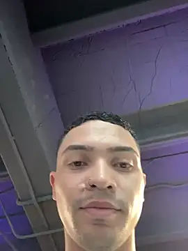 Snapshot of Thiago_Santo_ chatting on 28, 1, 2025 Thiago Santo online show from 28, 1, 2025