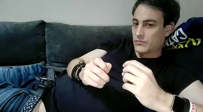Snapshot of basquehotboy chatting on 14, 1, 2025 basquehotboy online show from 14, 1, 2025