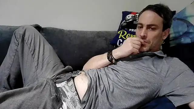 Snapshot of basquehotboy chatting on 24, 2, 2025 basquehotboy online show from 24, 2, 2025