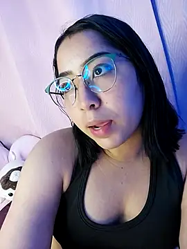 Snapshot of anni_ross chatting on 16, 1, 2026 anni ross online show from 16, 1, 2026