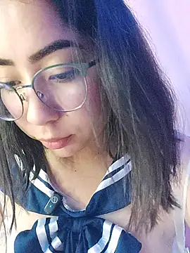 Snapshot of anni_ross chatting on 7, 2, 2026 anni ross online show from 7, 2, 2026