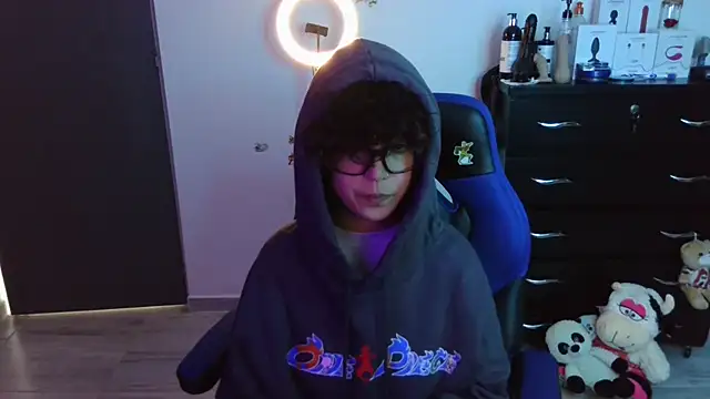 thomascooper7 online show from 27, 10, 2025