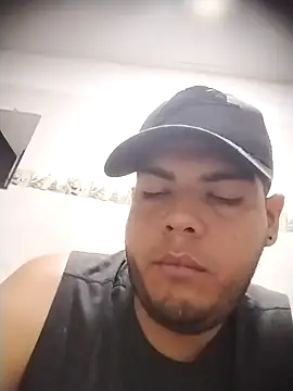 Snapshot of granslam_ chatting on 5, 3, 2025 granslam online show from 5, 3, 2025