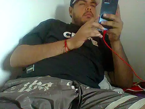 Snapshot of granslam_ chatting on 1, 11, 2025 granslam online show from 1, 11, 2025