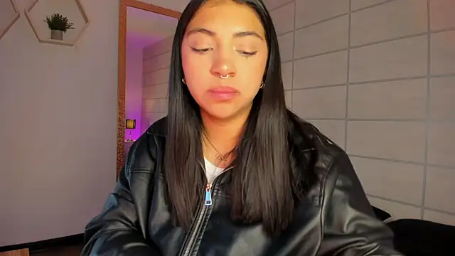 Christine Laam online show from 24, 3, 2026