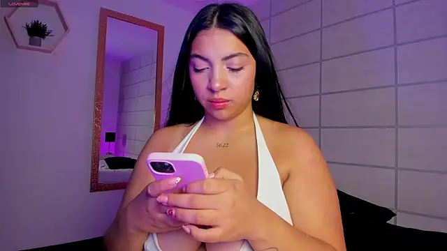 Christine Laam online show from 14, 4, 2026