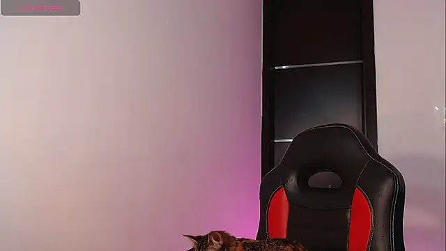 Snapshot of GiselleBlare chatting on 12, 12, 2024 GiselleBlare online show from 12, 12, 2024