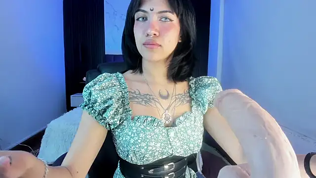 Snapshot of Gianna_foxy chatting on 23, 1, 2025 Gianna foxy online show from 23, 1, 2025