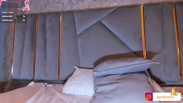 KimDevinne online show from 15, 3, 2025