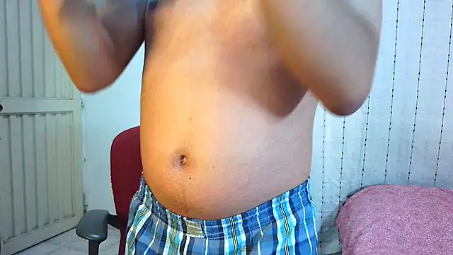 Snapshot of Orionferrer- chatting on 25, 6, 2026 Orionferrer- online show from 25, 6, 2026