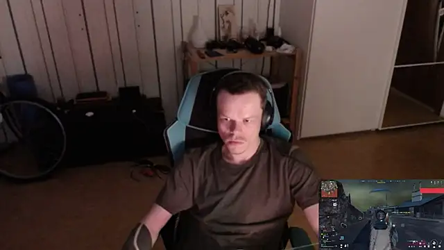 Snapshot of Maksiii-all chatting on 11, 10, 2025 Maksiii-all online show from 11, 10, 2025