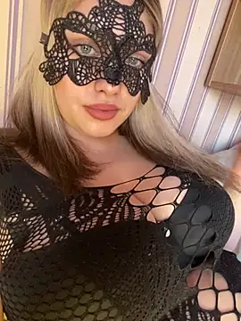 69Laura696 online show from 9, 2, 2025