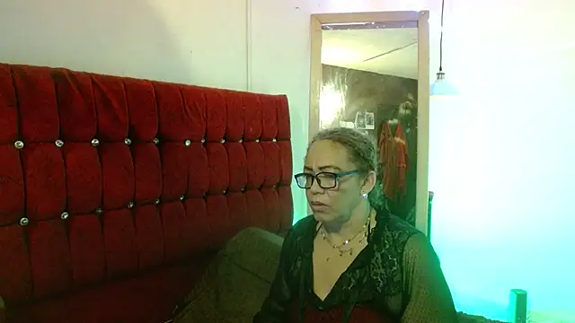 PervertedMature online show from 17, 5, 2026