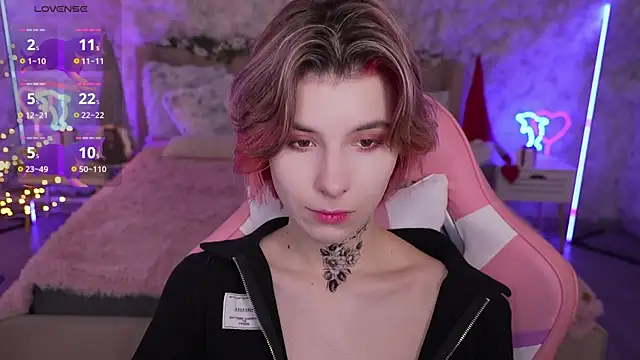 Snapshot of HaylaAmber chatting on 17, 12, 2024 HaylaAmber online show from 17, 12, 2024