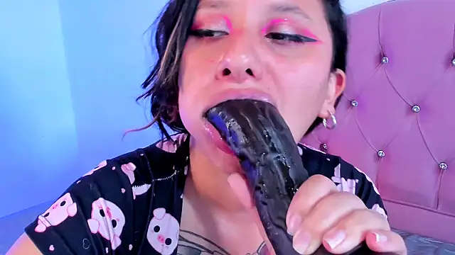 Mila nixon02 online show from 2, 12, 2024