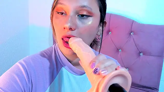 Mila nixon02 online show from 22, 2, 2025