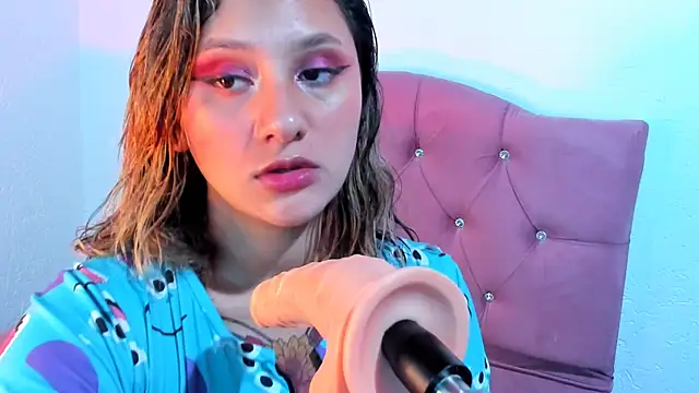 Mila nixon02 online show from 8, 3, 2025