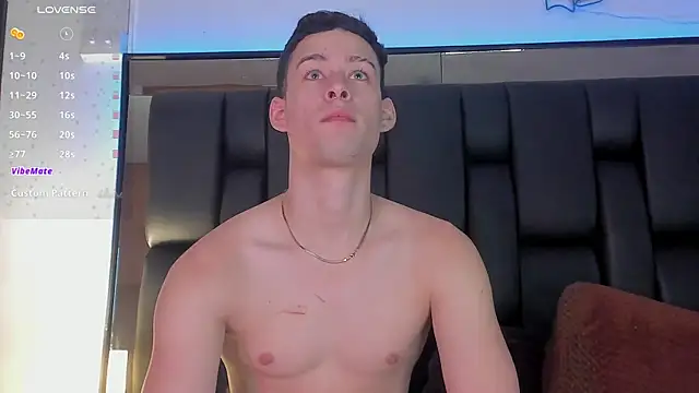 JadeSmiith  online show from 11, 2, 2025