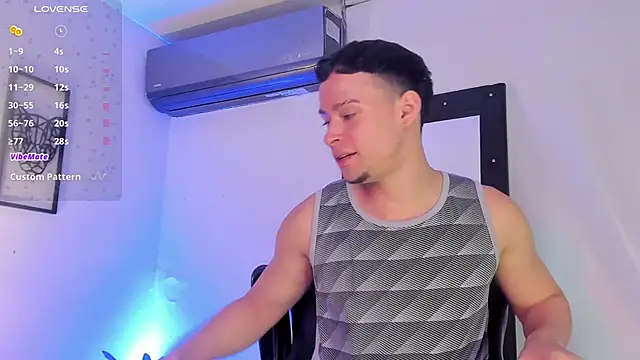 JadeSmiith  online show from 5, 3, 2025