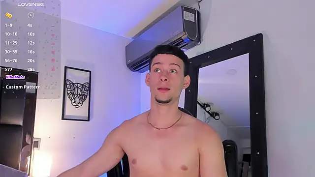 JadeSmiith  online show from 14, 3, 2025