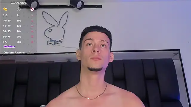 JadeSmiith  online show from 22, 3, 2025