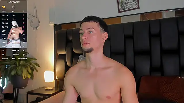 JadeSmiith  online show from 9, 9, 2025