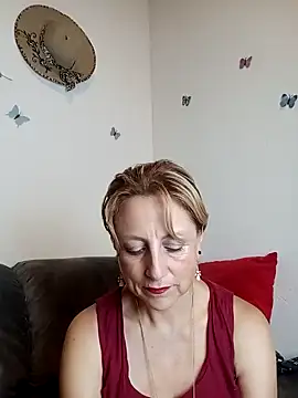 Snapshot of almaluna7 chatting on 3, 12, 2024 almaluna7 online show from 3, 12, 2024