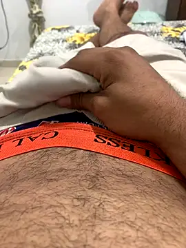 VouchingLagging online show from 3, 10, 2025