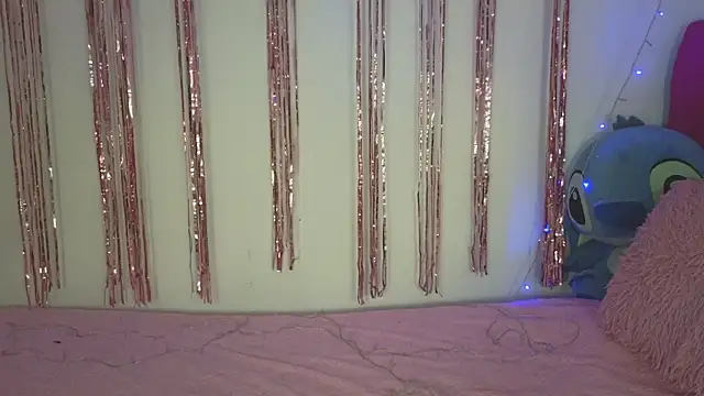 Alahia7demon online show from 7, 3, 2025