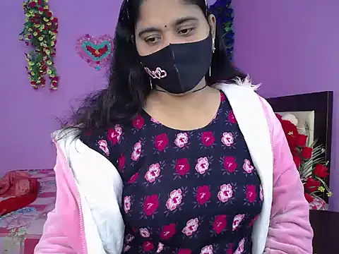 Snapshot of Hot_Maleka chatting on 7, 1, 2026 Hot Maleka online show from 7, 1, 2026