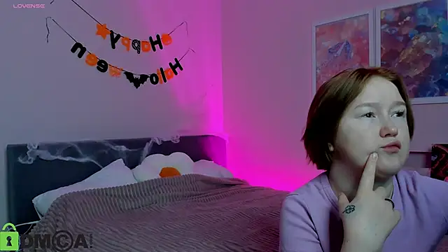 Sara Robinson online show from 4, 11, 2025