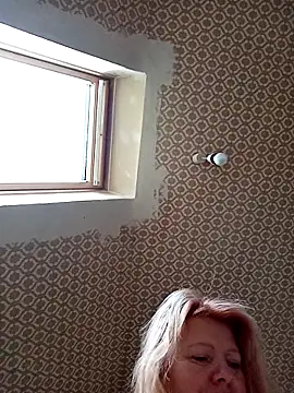 Lauri scherri online show from 12, 10, 2025