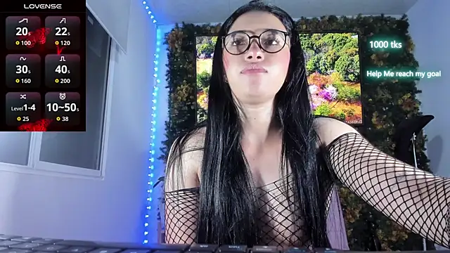 Snapshot of emily_palmeer chatting on 30, 5, 2026 emily palmeer online show from 30, 5, 2026