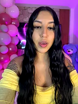 Tamara Roberts1 online show from 25, 9, 2025