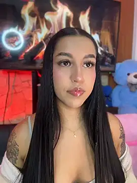 Snapshot of Tamara_Roberts1 chatting on 27, 7, 2026 Tamara Roberts1 online show from 27, 7, 2026
