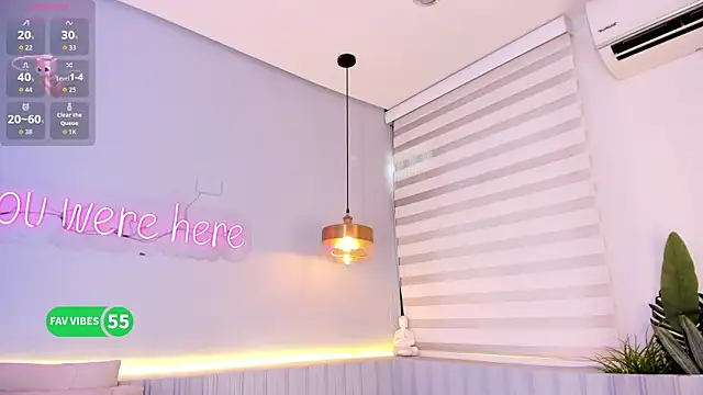 stephanymonroe online show from 7, 10, 2025