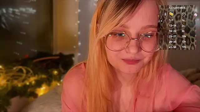 Snapshot of JacyWinslat chatting on 3, 2, 2025 JacyWinslat online show from 3, 2, 2025
