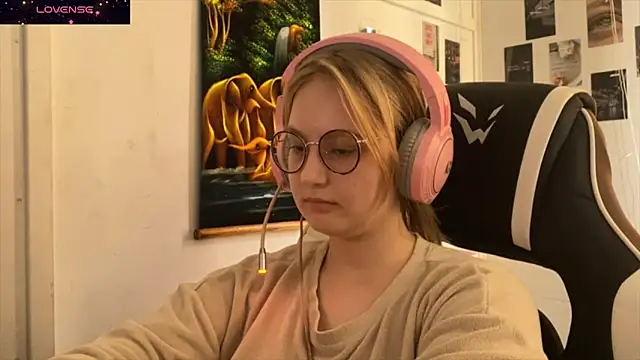Snapshot of JacyWinslat chatting on 26, 9, 2025 JacyWinslat online show from 26, 9, 2025