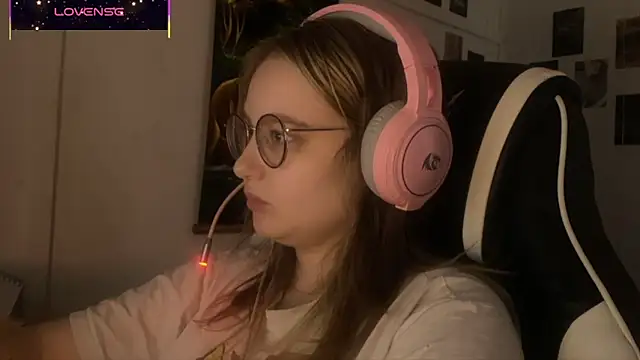 JacyWinslat online show from 10, 10, 2025