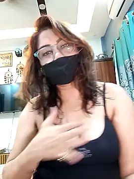 Cute-mona online show from 6, 11, 2025