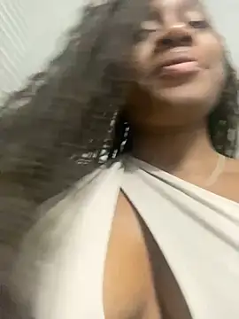 EscorpiLeoncita online show from 3, 10, 2025