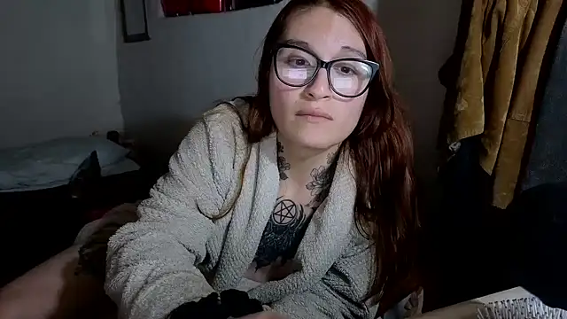 kittenlizz online show from 12, 1, 2026