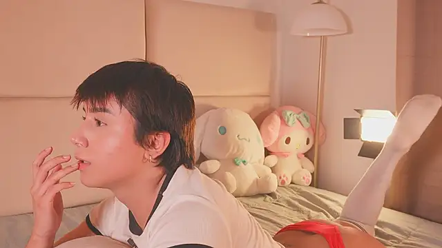 SweetHanson online show from 28, 2, 2026