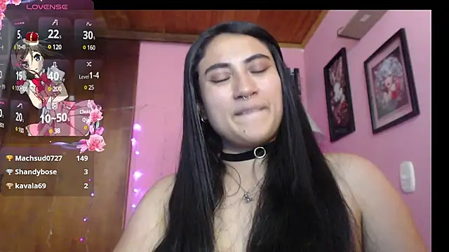 bunnyemilyrose36 online show from 12, 12, 2024